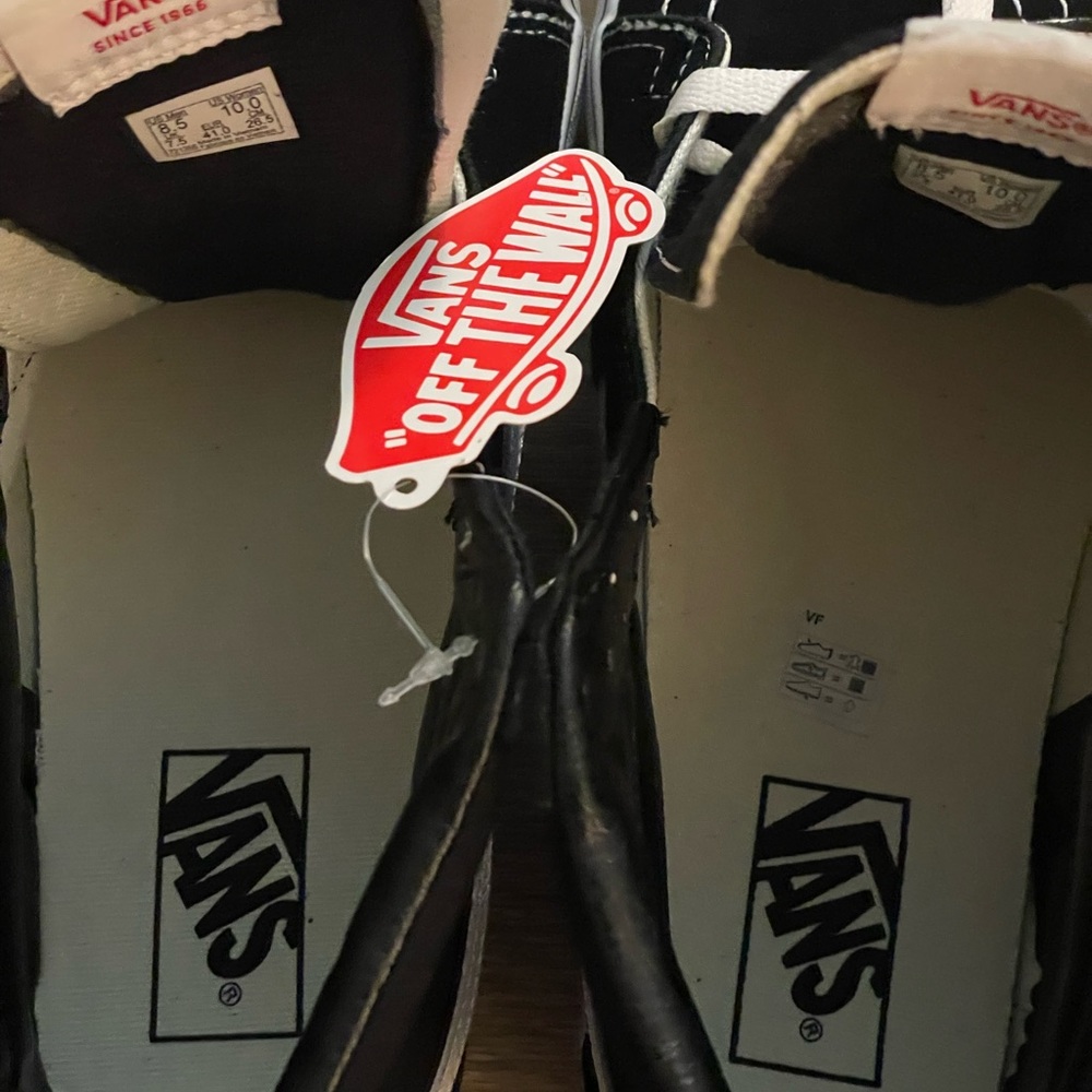❌SOLD❌ ⏺️NWT⏺️ Sk8-Hi, Vans Suede lace-up high top - Picture 6 of 8